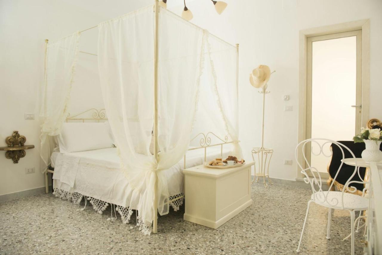 Dimora Cappuccini Guest House Cisternino Dış mekan fotoğraf
