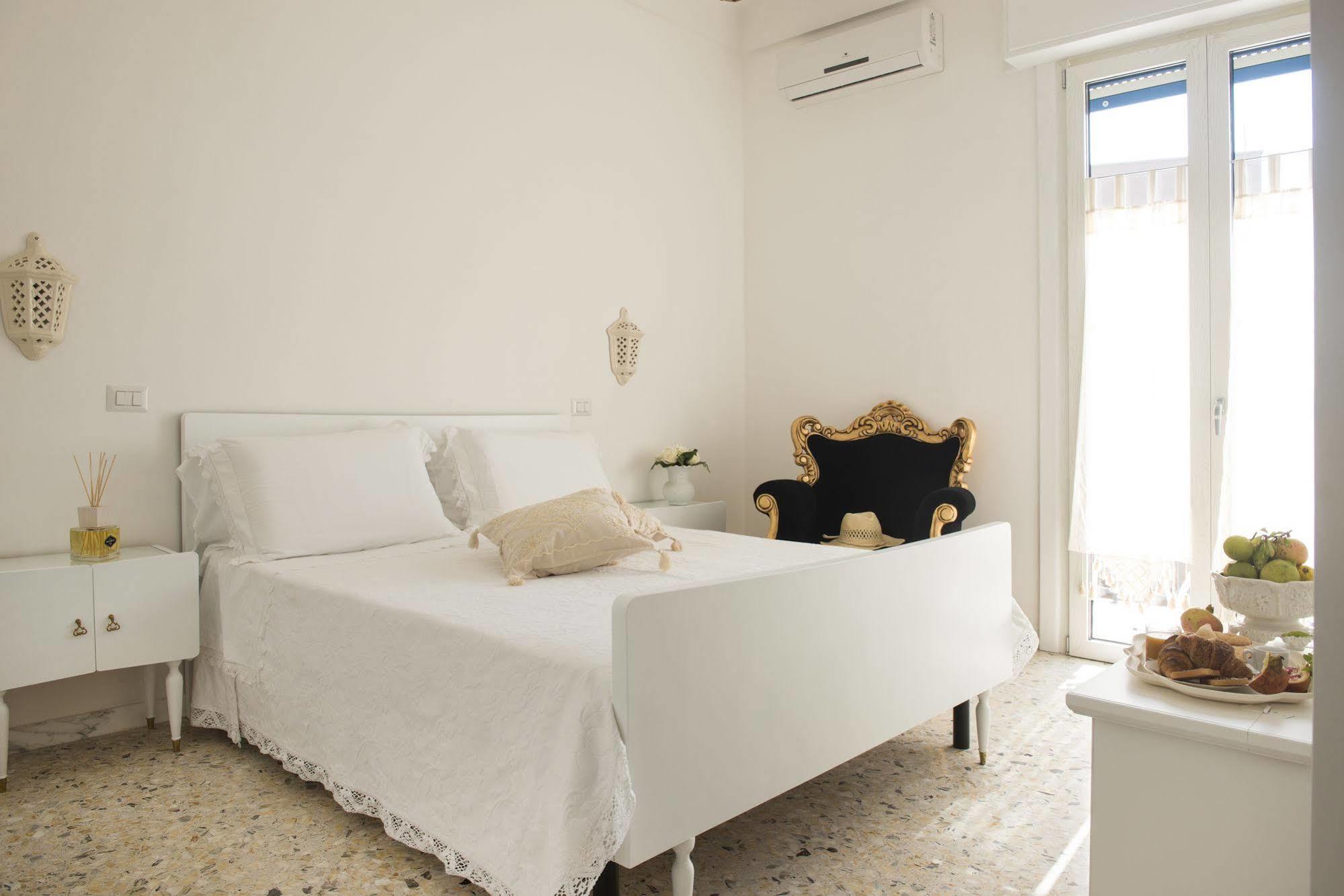 Dimora Cappuccini Guest House Cisternino Dış mekan fotoğraf