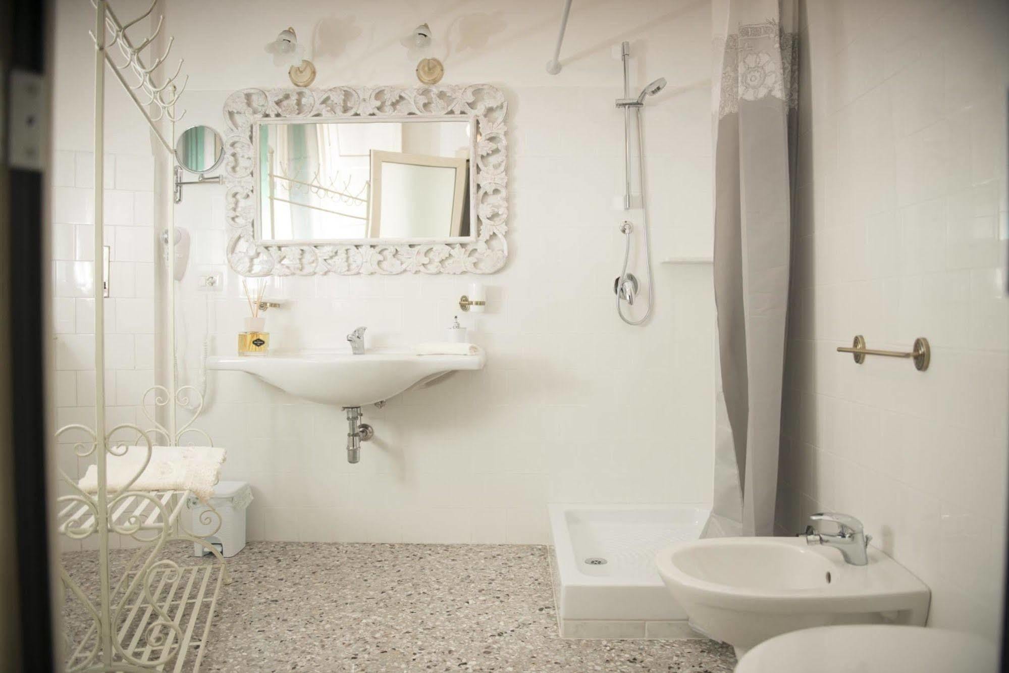 Dimora Cappuccini Guest House Cisternino Dış mekan fotoğraf